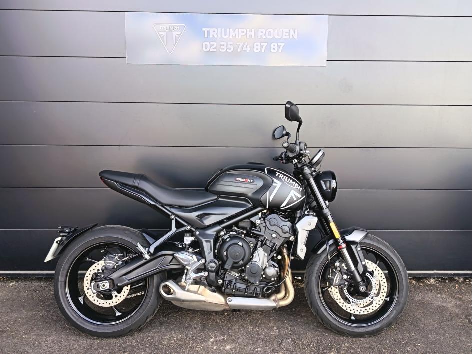 TRIUMPH TRIDENT 660