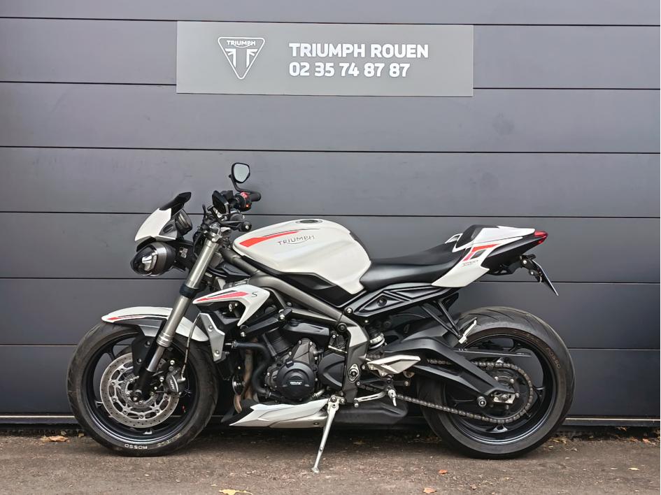 TRIUMPH STREET TRIPLE 660 S A2