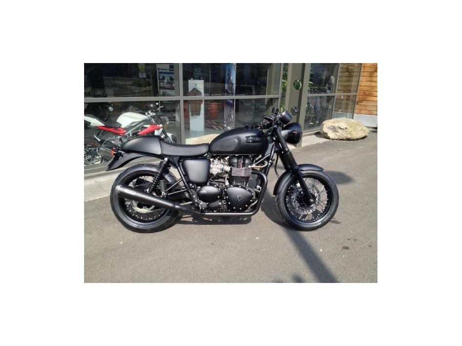 Bonneville T100 Full Black